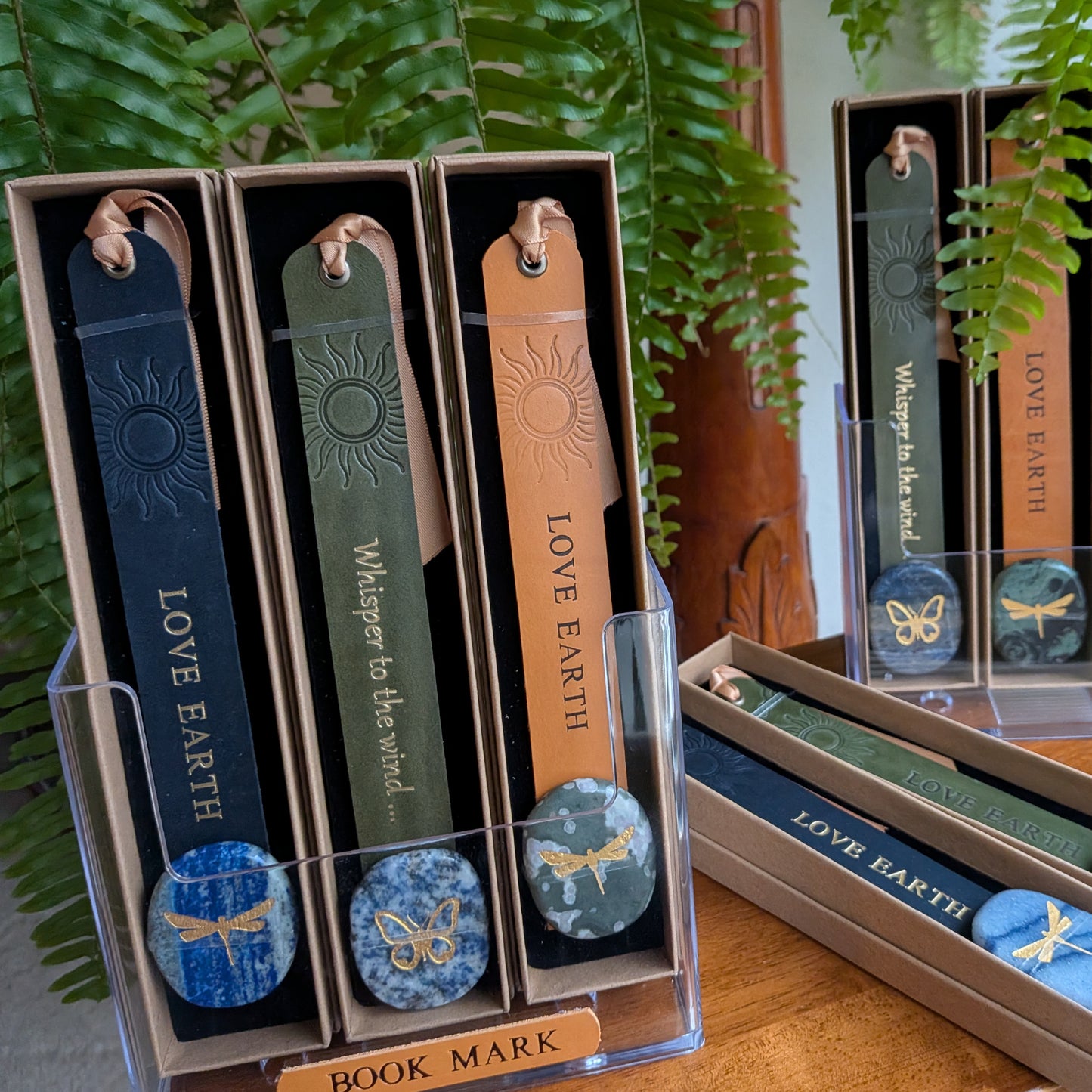 Leather Bookmark and Gemstone - Assorted Gift Sets / 10 units /$120